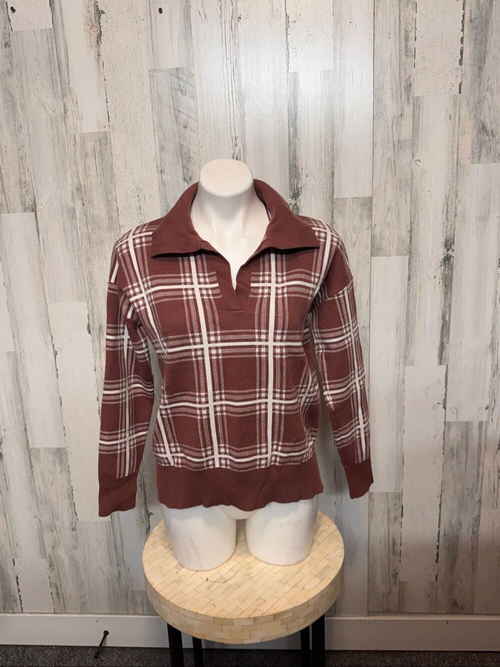 Max Studio Rust Brown Cream Windowpane Plaid Collared Polo Sweater Womens Large